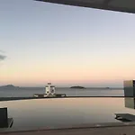 Apartamento Design Com Piscina E Vista Espetacular