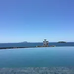 Apartamento Design Com Piscina E Vista Espetacular